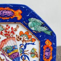 Assiette porcelaine Hermès Paris"Marqueterie de Pierres d'Orient et d'Occident" 1989 – Image 4