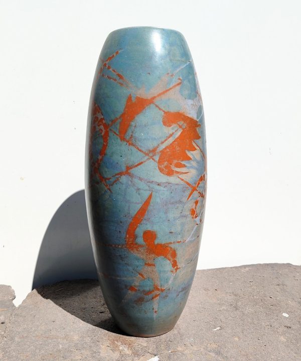 Vase tubulaire  Sophie COMBRES (1960-2006)en céramique émaillée  à décor de funambules de danseuses stylisées