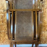 Chaise longue dite de paquebot en bois naturel garniture à fond de canne – Image 9