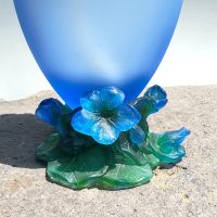 DAUM France LAMPE BERGER du centenaire en pâte de verre dans les tons "vert et bleu" à motif floral "1998" – Image 7
