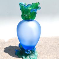 DAUM France LAMPE BERGER du centenaire en pâte de verre dans les tons "vert et bleu" à motif floral "1998" – Image 3