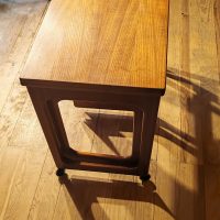 Table gigogne à roulettes desserte "Tristor"  en teck des  années 1960/70 par McIntosh. – Image 8