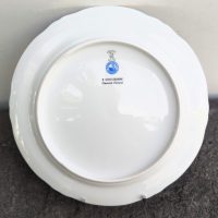 Lot de 9 assiettes dépareillées en porcelaine fine de Limoges " Maison RAYNAUD" – Image 9