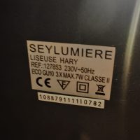 SEYLUMIERE Modèle Hary Lampadaire Liseuse en métal chromé à trois spots globulaires orientables XX ème – Image 8