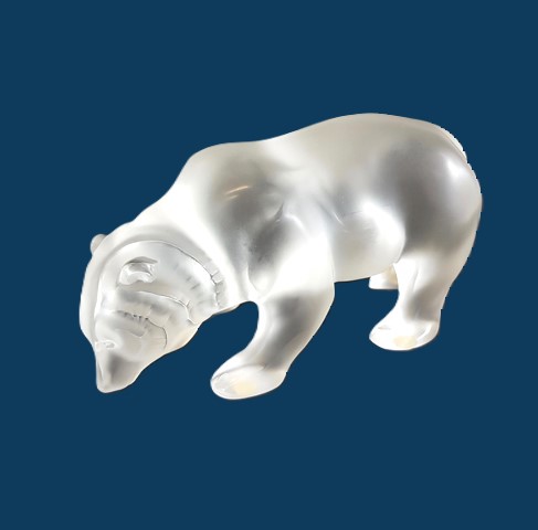 LALIQUE France  Ours polaire en cristal moulé pressé dépoli  XX ème