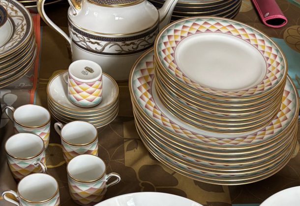 Richard Ginori Série de 16 assiettes designer Gio Ponti  "ARLECCHINO"  "Arlequin" en porcelaine XX ème
