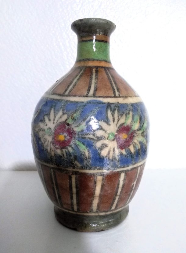 Ancienne bouteille flacon en céramique siliceuse  IZNIK   fin 19th debut 20th