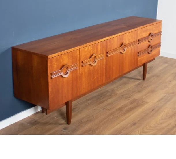 Enfilade Buffet vintage en teck avec trois armoires et trois tiroirs années 1950/60