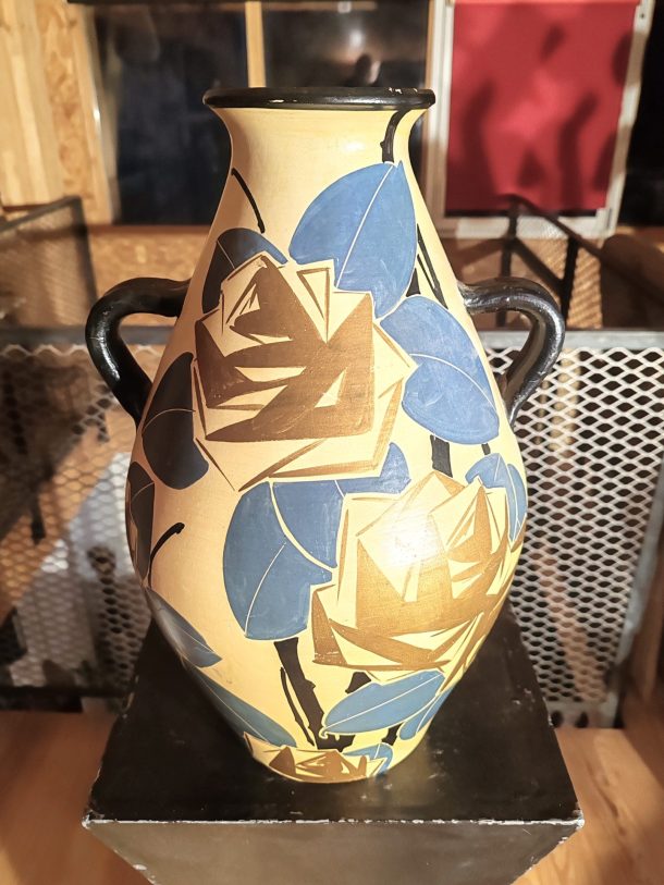 Louis Giraud  Trés grand vase en céramique des années 1930  à décor peint au Ripolin