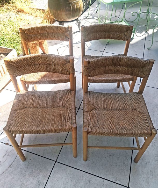 Charlotte Perriand Chaises Dordogne en frêne et paille édition Sentou vers1950/ set de 4