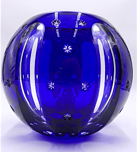 Vase boule vintage en cristal doublé bleu cobalt Modèle Firmament ⁠Saint-Louis vers1990